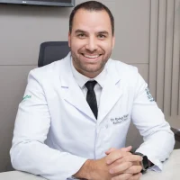 Dr. Rodrigo Magno
