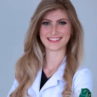 Dra. Carolina Serpa Braga