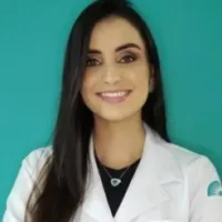 Dra. Paula Veloso Avelar Ribeiro